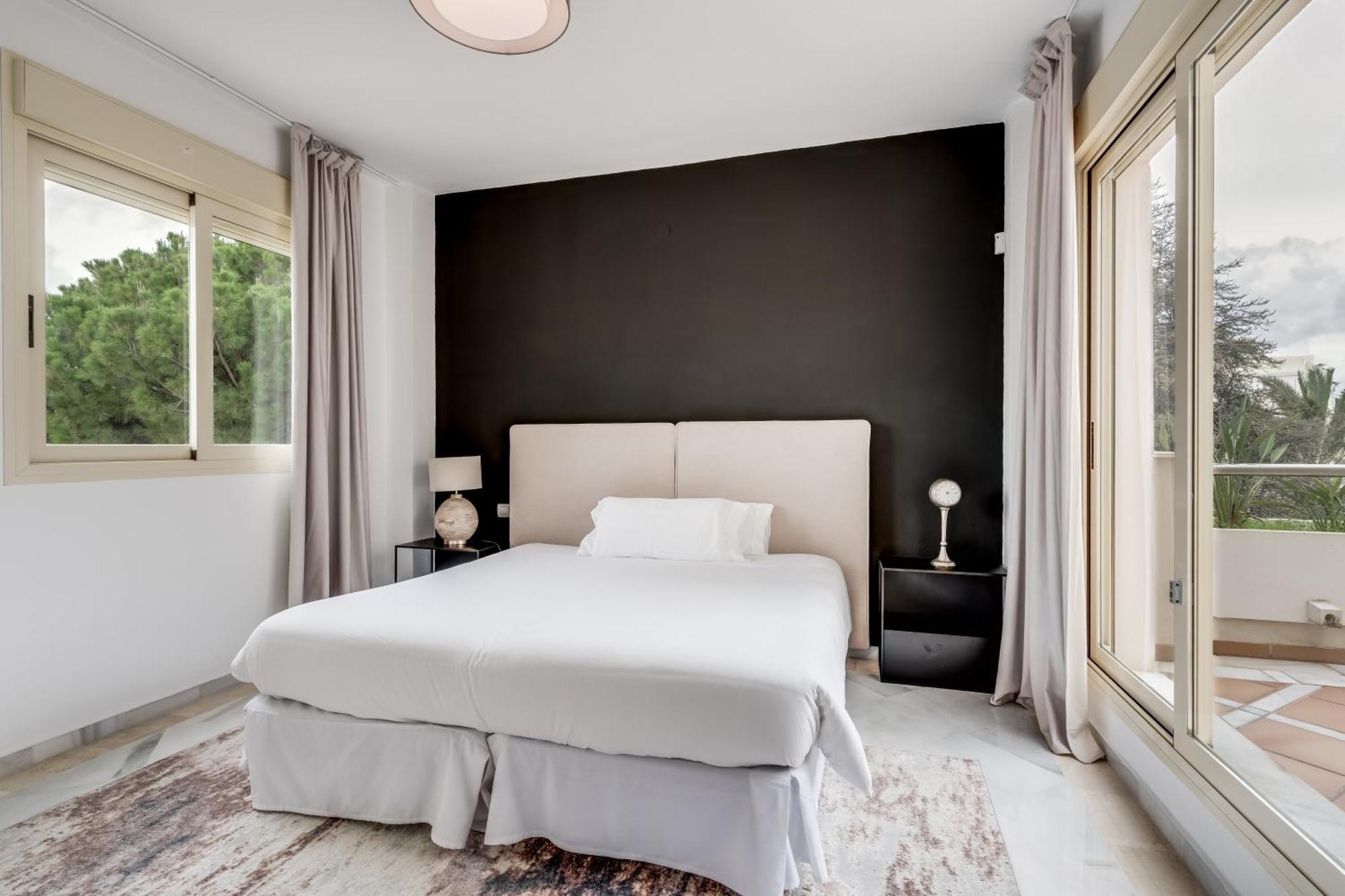 Molo Residences Boutique Apartments & Spa Марбелья Экстерьер фото