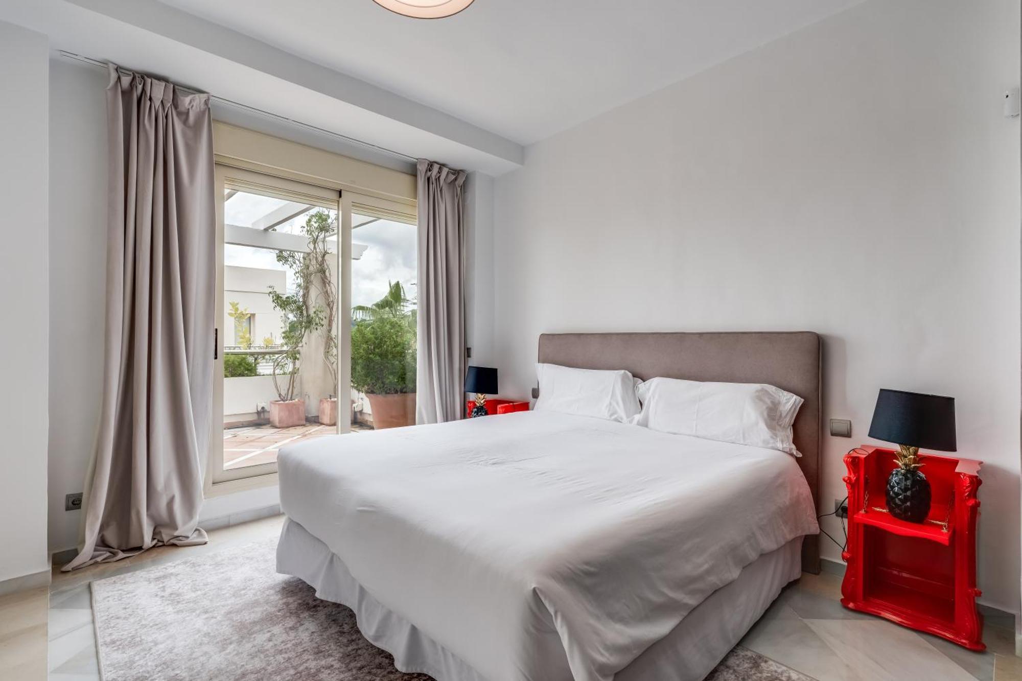 Molo Residences Boutique Apartments & Spa Марбелья Экстерьер фото