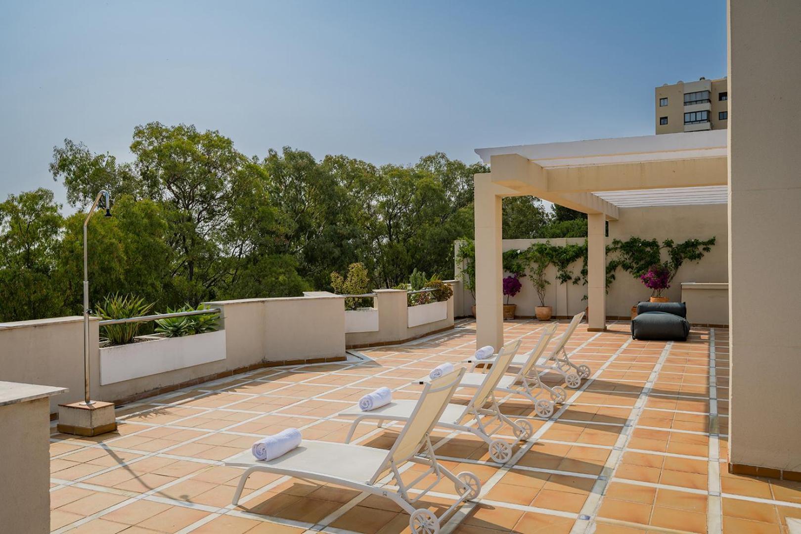 Molo Residences Boutique Apartments & Spa Марбелья Экстерьер фото